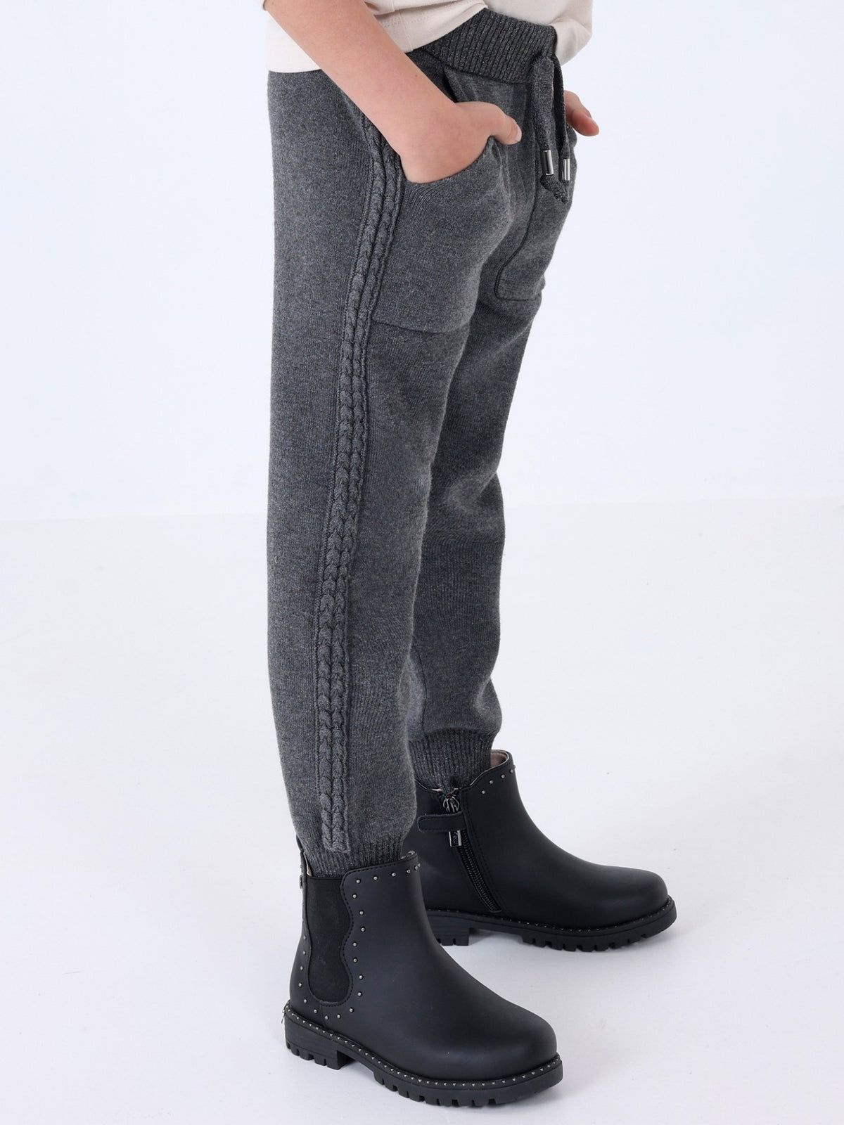 Jogger tricô Titanio vi (Cinza Escuro)  para Menina - Mayoral