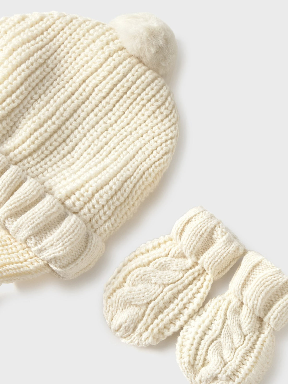 Conj. gorro/luvas tricot Cerámica (Creme / Pérola)  para Bebé Menino - Mayoral