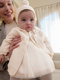 Casaco tricô com gorro Cerámica (Creme / Pérola)  para Bebé Menina - Mayoral