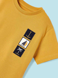Camiseta aplicações Ocre (Amarelo Ocre)  para Menino - Mayoral