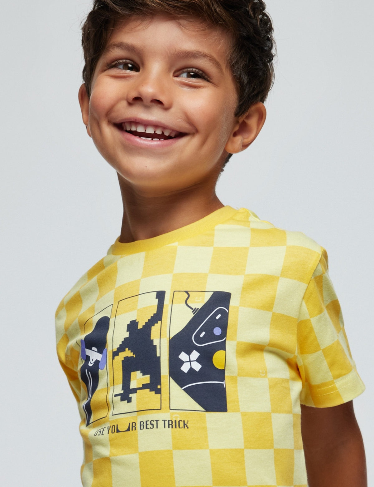 T´shirt "best trick" Sol (Amarelo Pálido)  para Menino - Mayoral