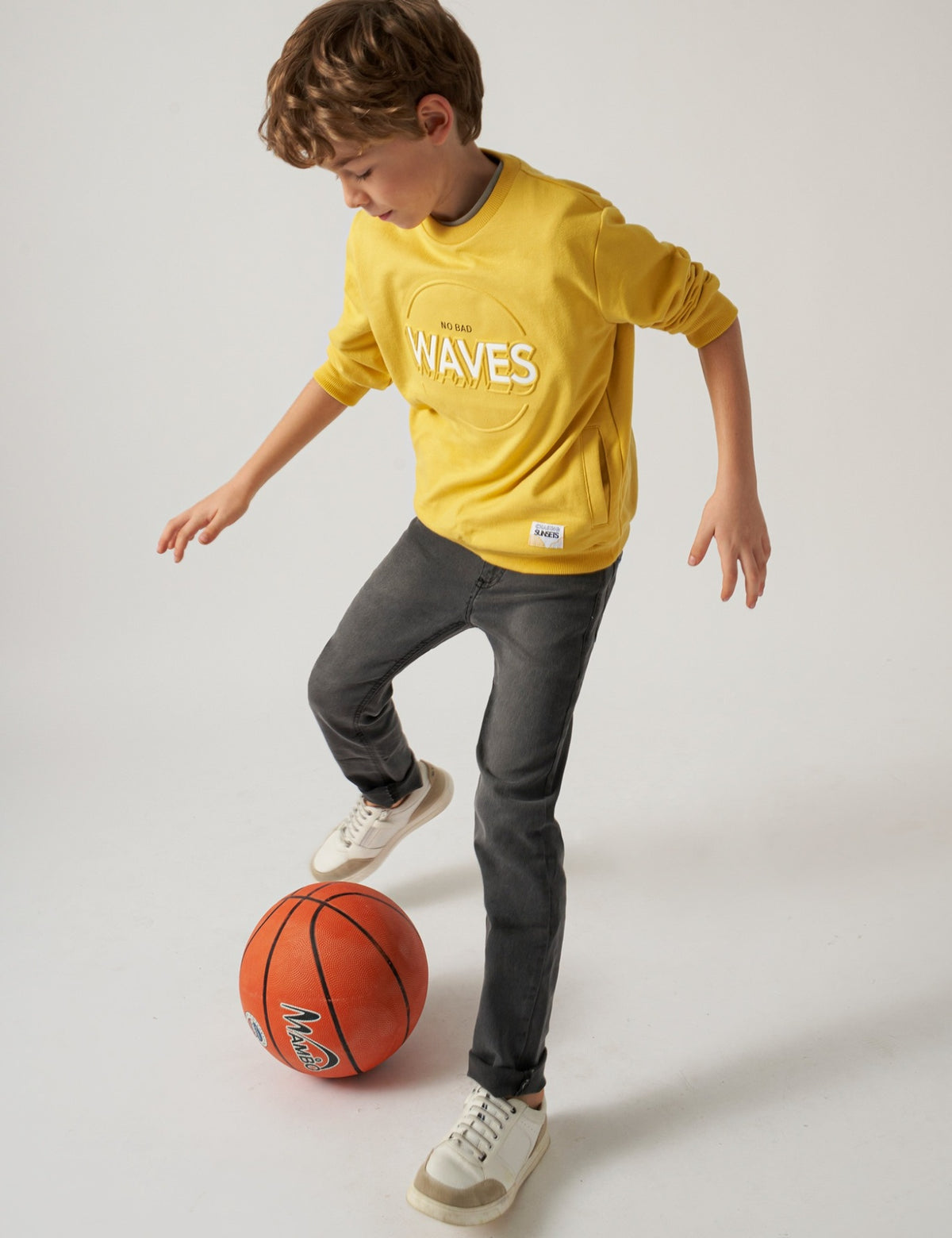 Sweat embossed Polen (Amarelo Ocre)  para Menino - Mayoral