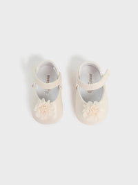 Sabrinas flor Crú (Creme / Pérola)  para Bebé Menina - Mayoral