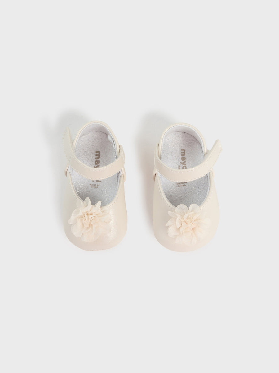 Sabrinas flor Crú (Creme / Pérola)  para Bebé Menina - Mayoral