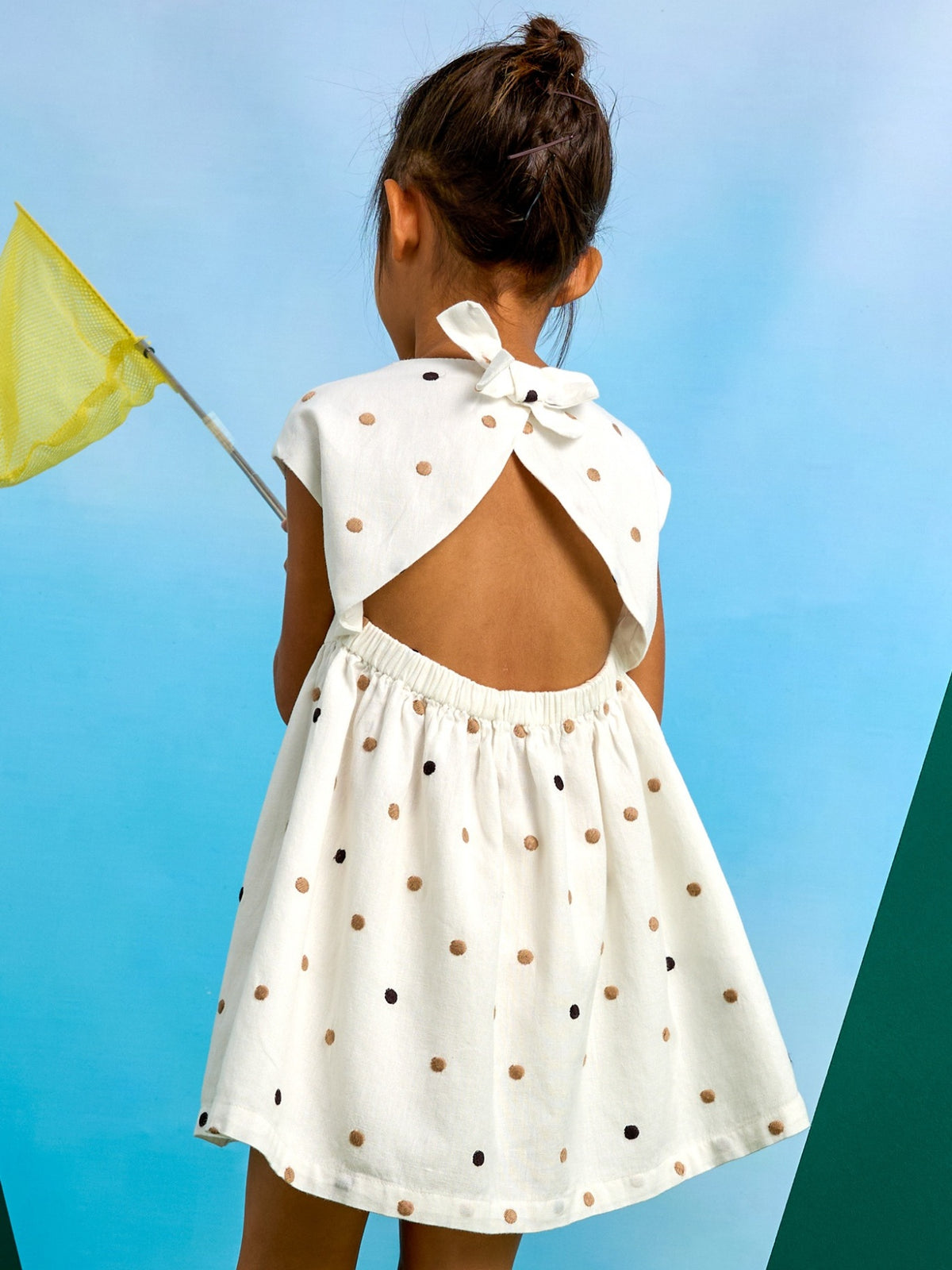Vestido c/ bordados Crú-canela (Bege)  para Menina - Mayoral