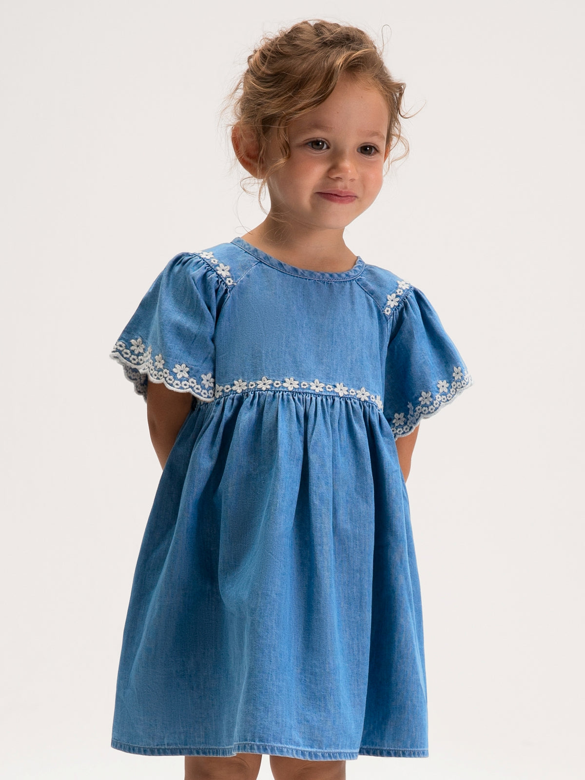 Vestido bordado Base (Ganga)  para Menina - Mayoral