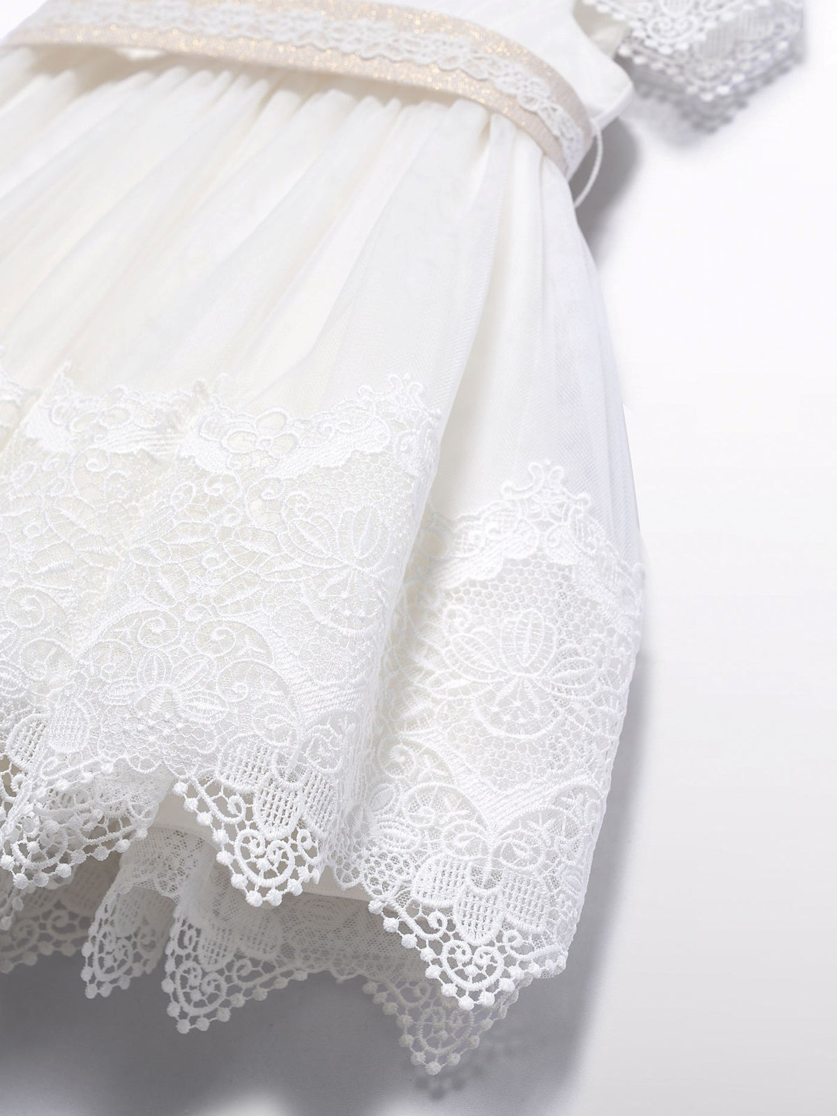 Vestido tule bordado guipur Nata (Creme / Pérola)  para Bebé Menina - Abel & Lula