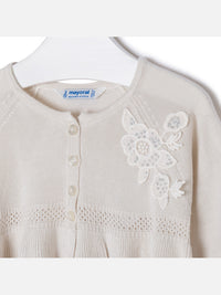 Casaco tricô flor guipur Champanhe (Dourado)  para Menina - Mayoral